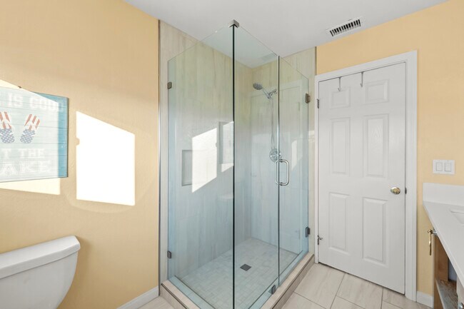 Building Photo - 29642 Vacation Dr