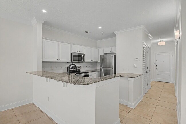 Building Photo - 159 Brooks St SE