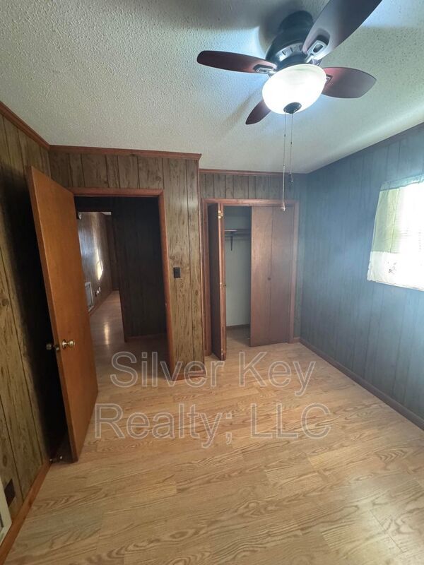 Building Photo - 165 Co Rd 358