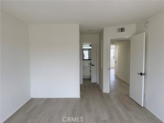 Building Photo - 14851 Mulberry Dr