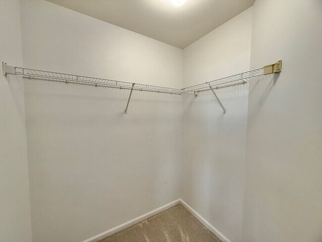 Building Photo - 13 Iliau Way