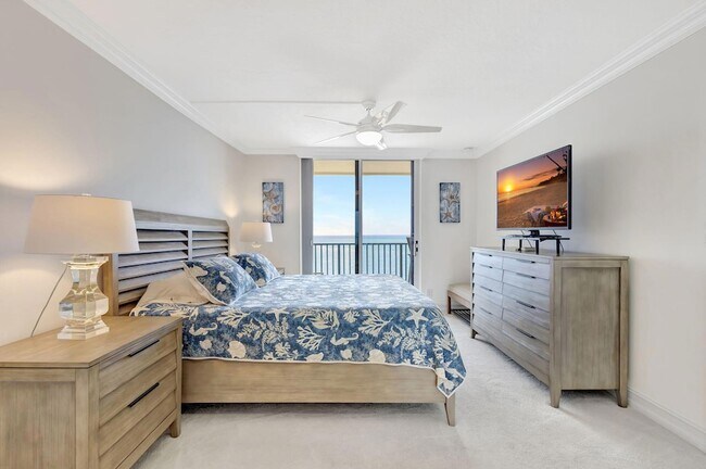 Building Photo - 300 Ocean Trail Way