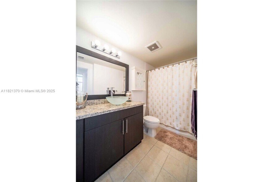 Building Photo - 1250 S Miami Ave