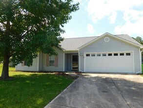 Building Photo - Single Family home