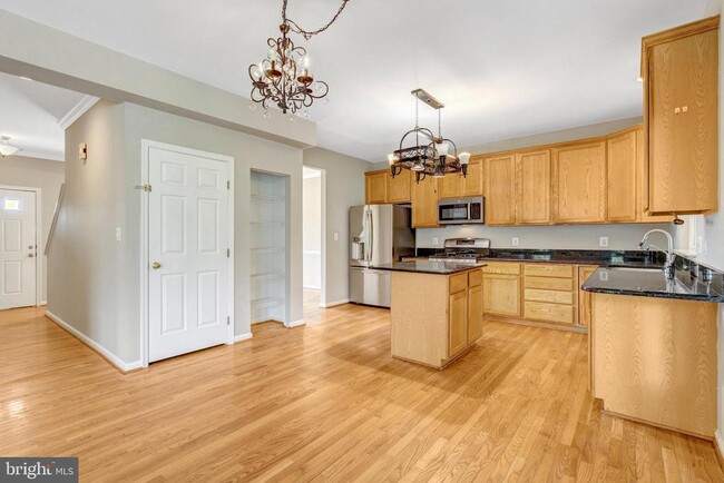 Building Photo - 15540 Wigeon Way