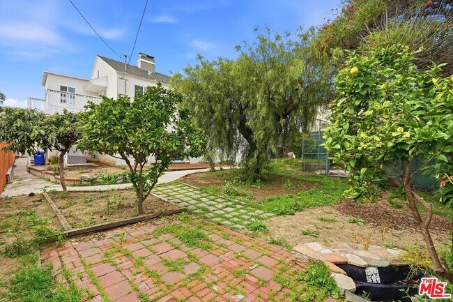 Building Photo - 5452 Harcross Dr