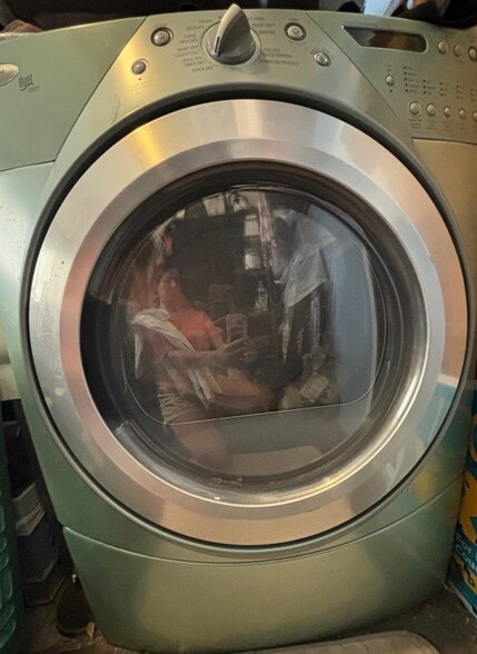 Frontloading Energy washer - 912 1/2 California Ave