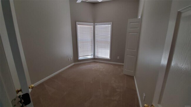 Building Photo - 9101 Hanston Pl