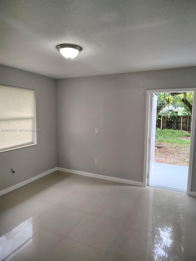 Building Photo - 944 NW 51st St