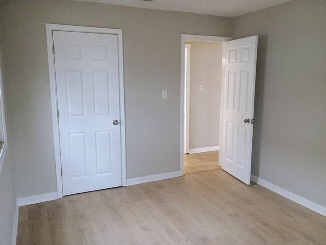 Building Photo - 2010 E Laurel St