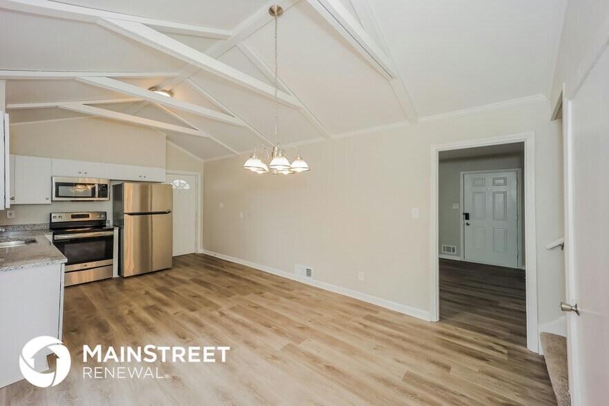 Building Photo - 6937 Doncaster Rd