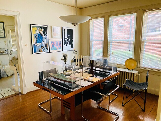 Building Photo - 4506 Monument Ave