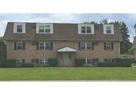 Building Photo - 367 Shields Rd