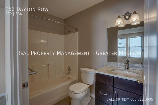 Building Photo - 153 Dayton Row