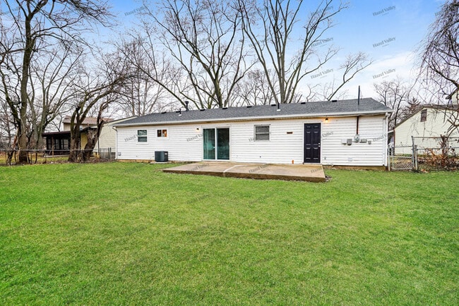 Building Photo - 3036 Wadsworth Ct