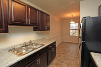 Interior Photo - Colonial Point Apartments