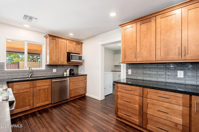 Building Photo - 4507 N 82nd St