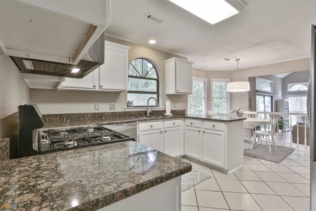 Building Photo - 503 Caxton Ct