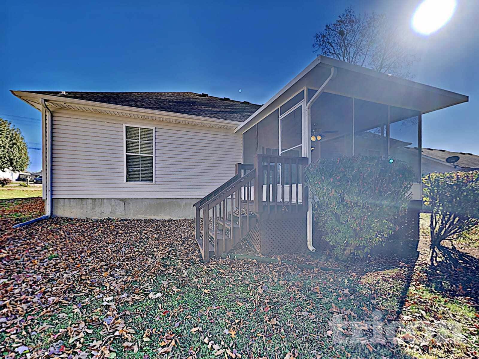 Building Photo - 407 Barking Dr