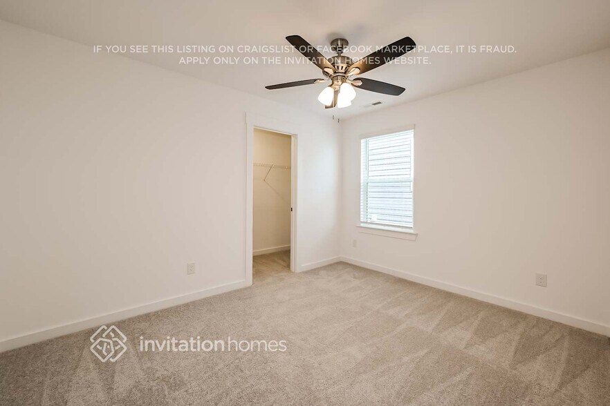 Building Photo - 204 Crown Gdns Ct