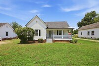 Building Photo - Renovated 2 Bed 1 Bath Home in Erwin