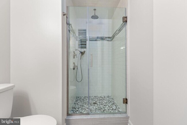 Building Photo - 11806 Camelot Way