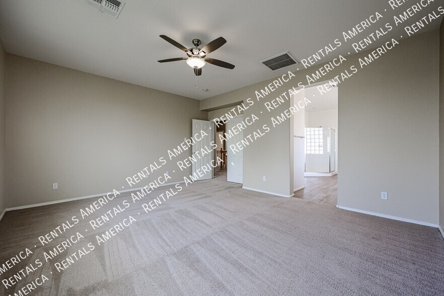 Building Photo - 3382 E Roadrunner Dr