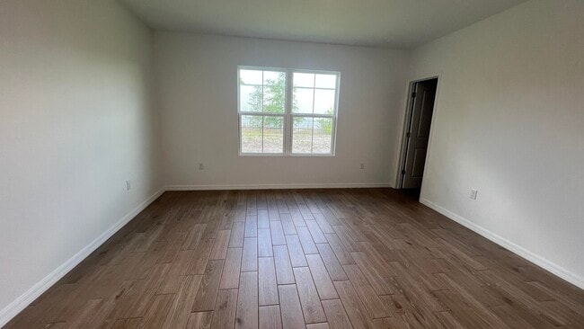 Building Photo - 1782 SW Bayshore Blvd