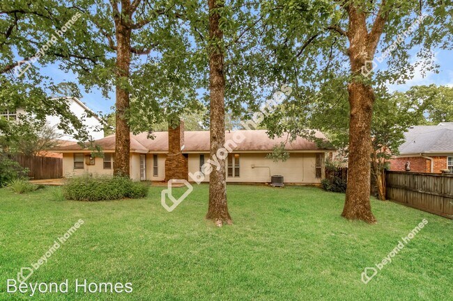 Building Photo - 3 br, 2 bath House - 70 Kingspark