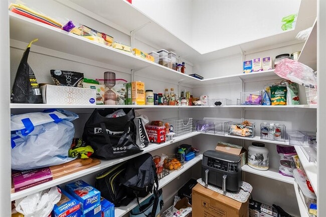 Building Photo - 2905 Canto Trce