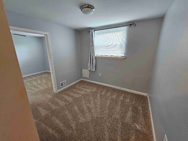Building Photo - 14187 Logan Ct