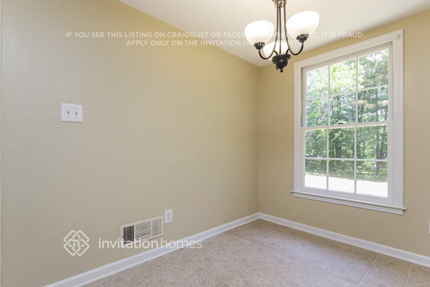 Building Photo - 2693 Ashworth Cir
