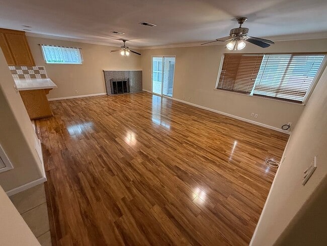 Building Photo - 106 Almanor Dr