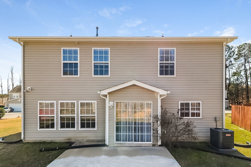 Building Photo - 6131 Paducah Dr