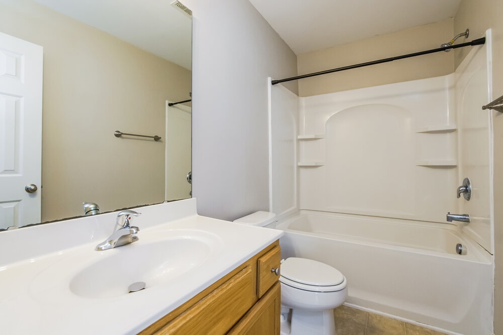 Building Photo - 7830 Averette Field Dr