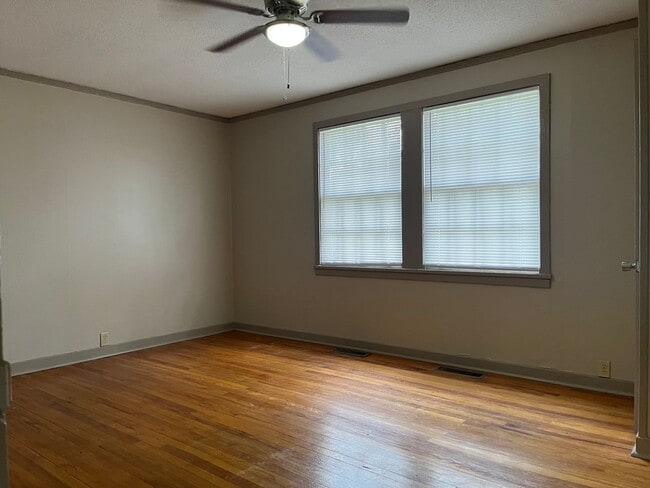 Building Photo - Your New Home at Park South