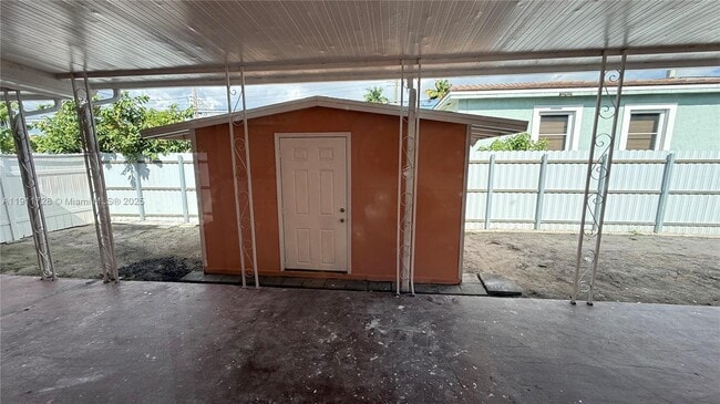 Building Photo - 3211 NW 19th Terrace