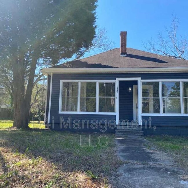 Building Photo - 1056 High Falls Rd