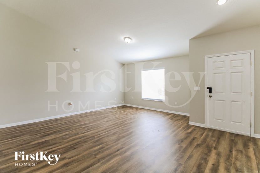 Building Photo - 4 Ritchie Pl