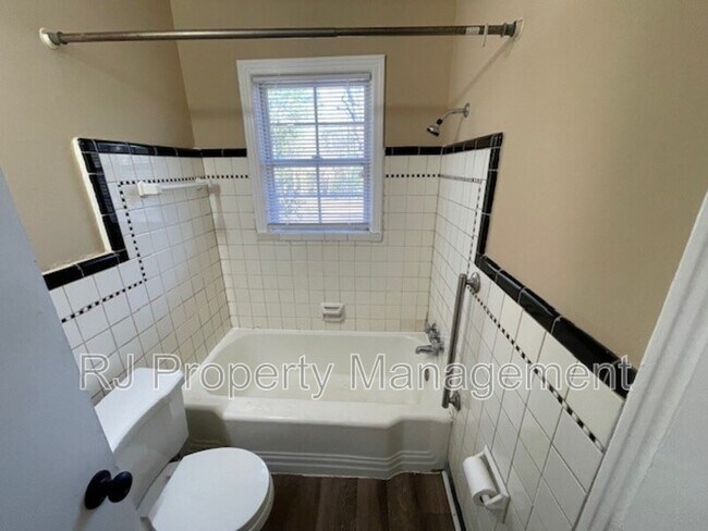 Building Photo - 3542 Millington Rd