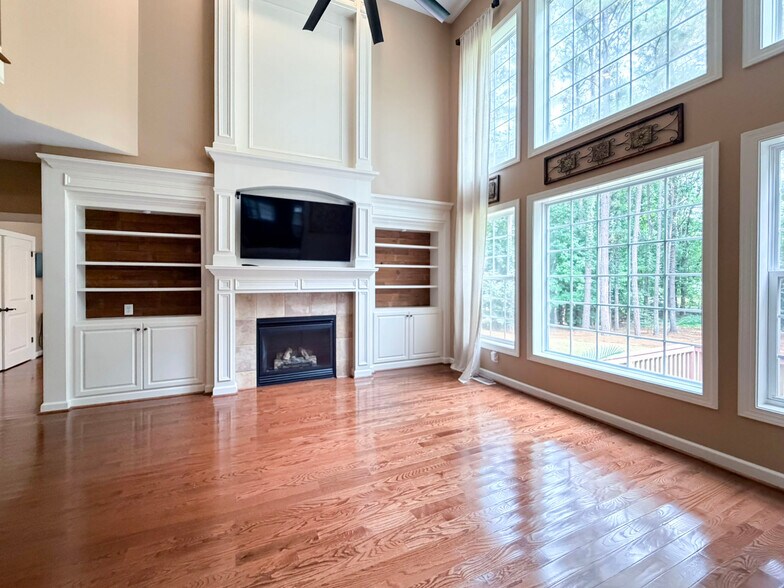 Building Photo - 5604 Pine Rock Ct