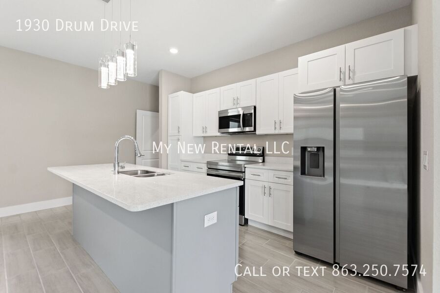 Building Photo - 1930 Drum Dr