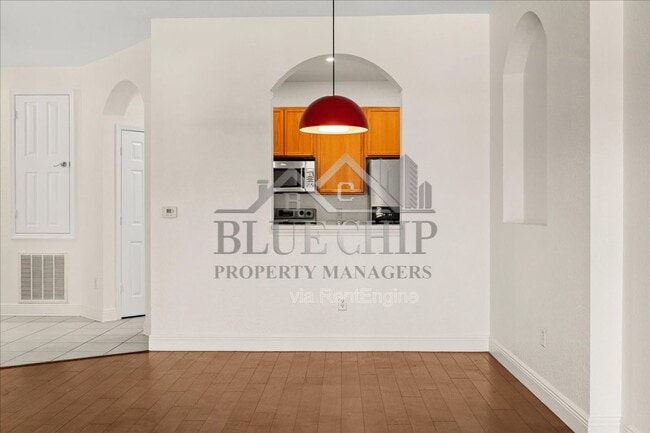Building Photo - 6402 Cava Alta Dr
