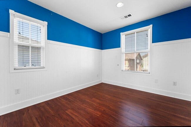 Building Photo - 28225 Clementine Dr