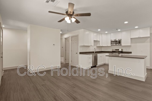 Building Photo - 104 S 195th E Ave