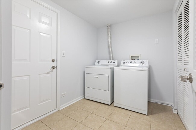 Building Photo - 3576 Gabrielle Ln