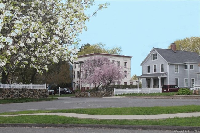 Primary Photo - 192 High Ridge Ave