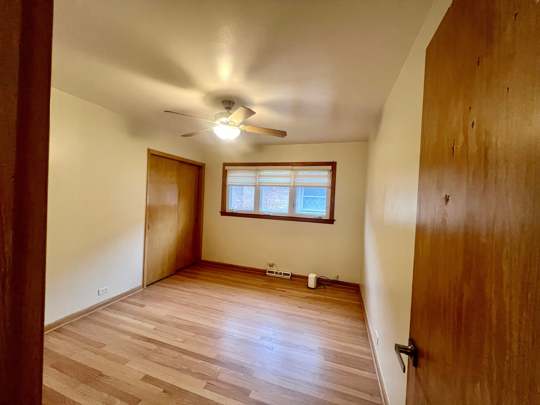 Building Photo - 4852 N Greenwood Ave