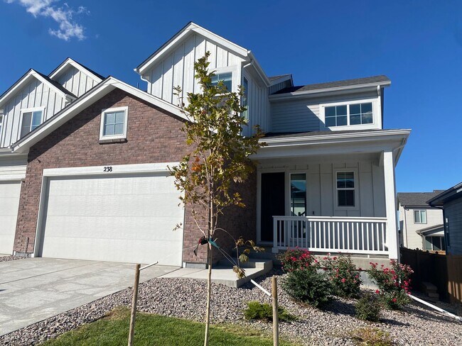 Building Photo - Fantastic Paired Home in Castle Rock