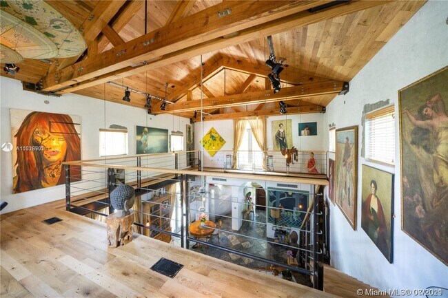 Building Photo - 681 NE 57th St